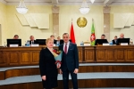 Нина Якимуш, начальник финансового отдела Лиозненского райисполкома, награждена медалью 3 степени За безупречную службу