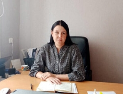 Об оказании помощи в подготовке к учебному году семьям, воспитывающим детей (беседа с директором территориального центра социального обслуживания населения Татьяной Ильиной)