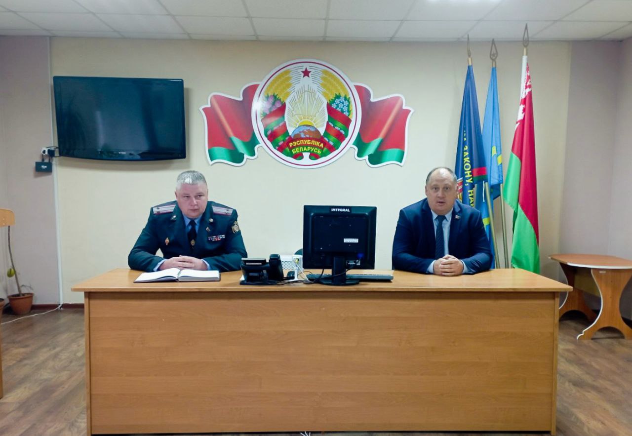 В районе проходит Единый день информирования (фотофакт)