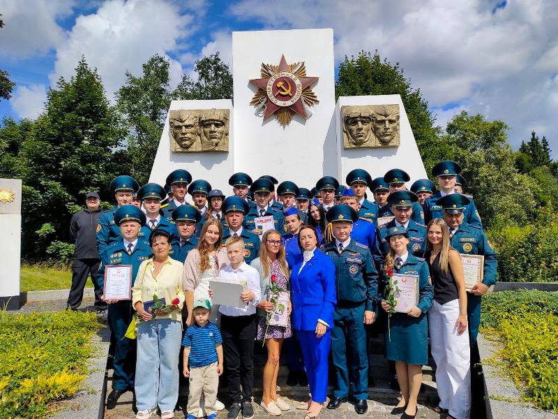 Лиозненские спасатели отметили профессиональный праздник -  День пожарной службы