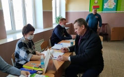 С.Р. Земчёнок: "Мы должны сделать правильный, ответственный выбор. Изменения должны быть законными".