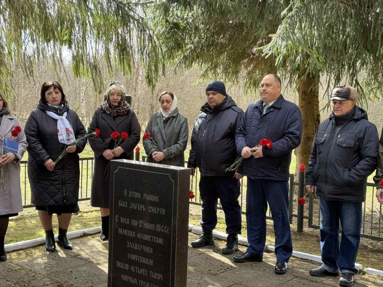 Алексей Бузиков принял участие в митинге-реквиеме, посвящённом Международному дню освобождения узников фашистских концлагерей
