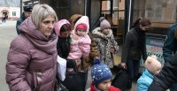 Лукашенко поручил принять и накормить беженцев из Украины