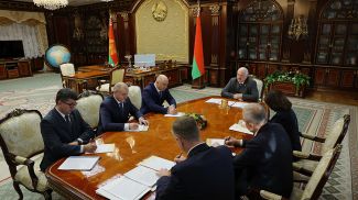 Новые глава региона, министр, руководители исполкомов и ректоры. Подробности кадрового дня у Президента