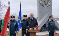 У памятника погибшим жителям Асташево состоялся митинг-реквием, посвященный 80-летию трагедии Хатыни