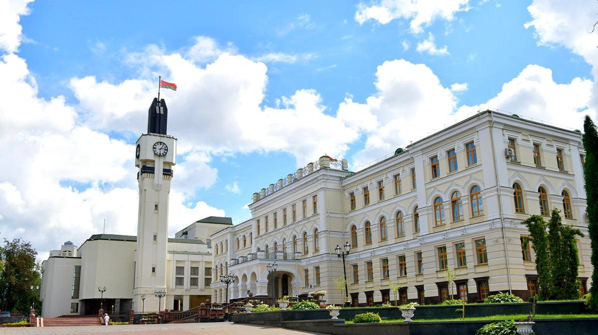 Руководство Витебской области поздравляет жителей региона с Днем народного единства!