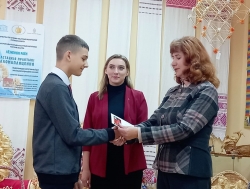В Лиозно вручили молодёжные билеты новым членам БРСМ
